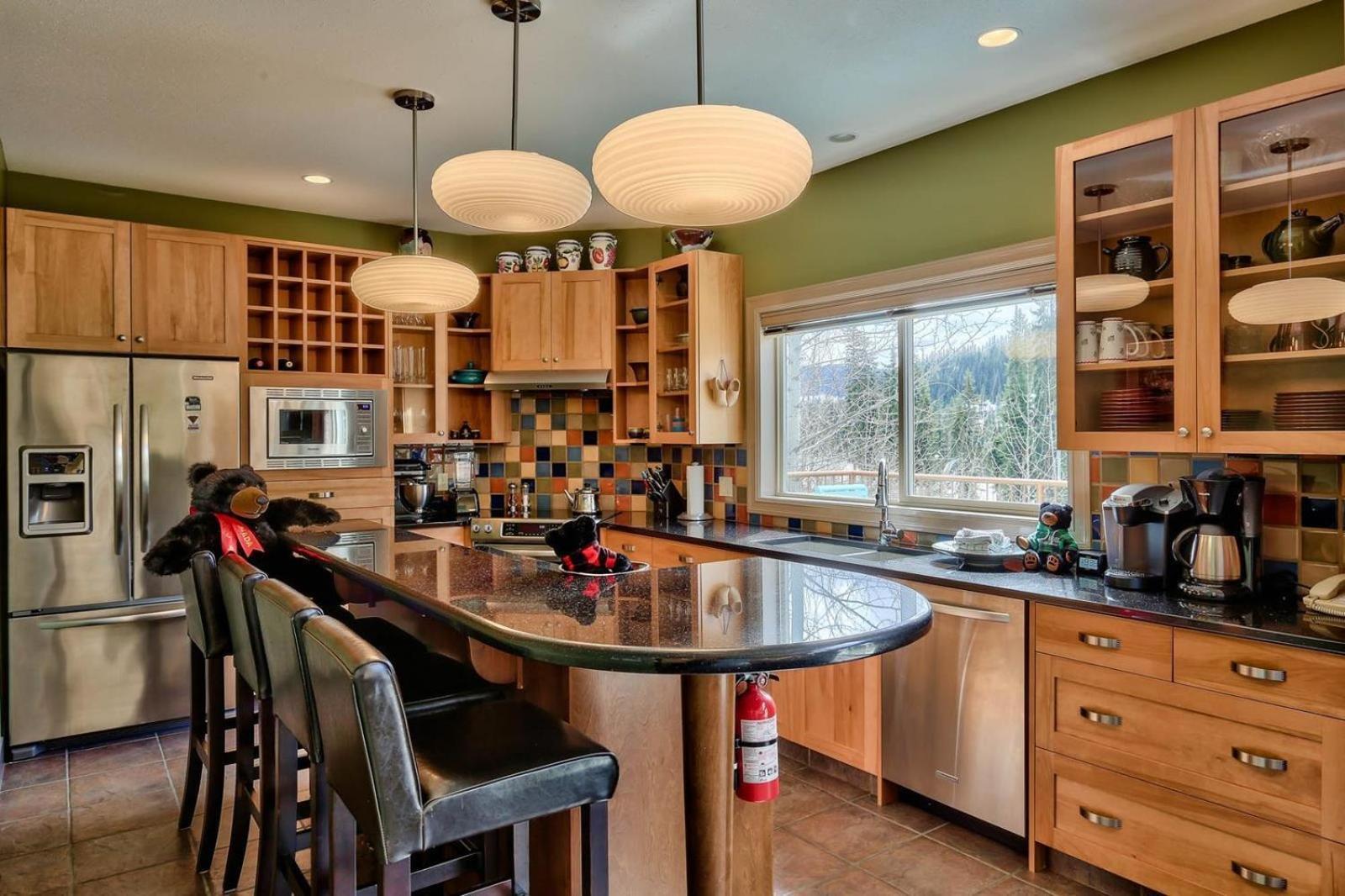 Soleil Chalet By Bear Country Sun Peaks Rom bilde