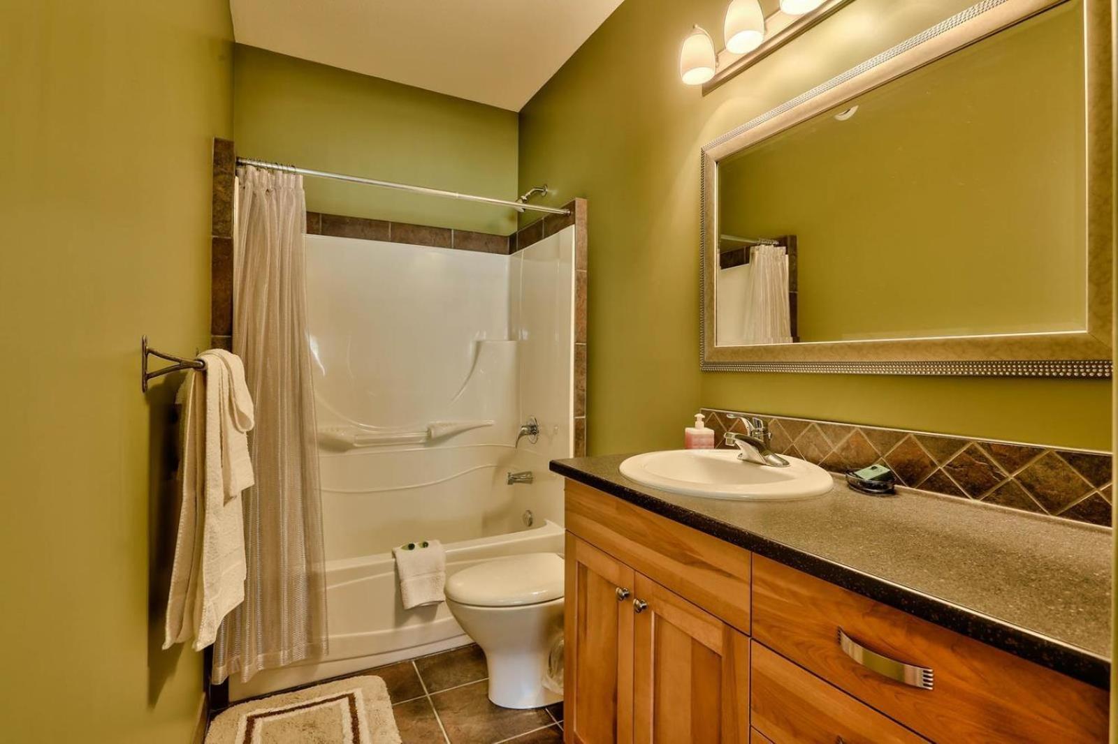 Soleil Chalet By Bear Country Sun Peaks Rom bilde