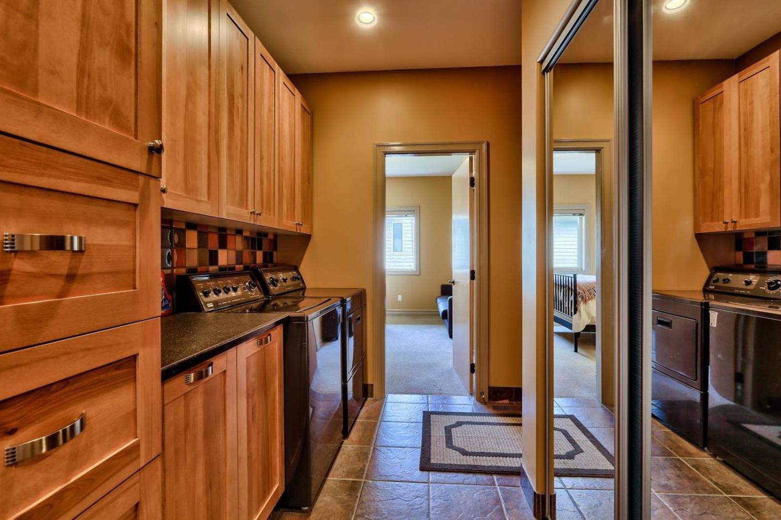 Soleil Chalet By Bear Country Sun Peaks Rom bilde